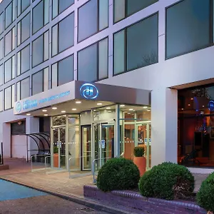 Hilton London Gatwick Airport Hotel