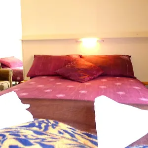 come-ye-in.hotelsin-chester.com/